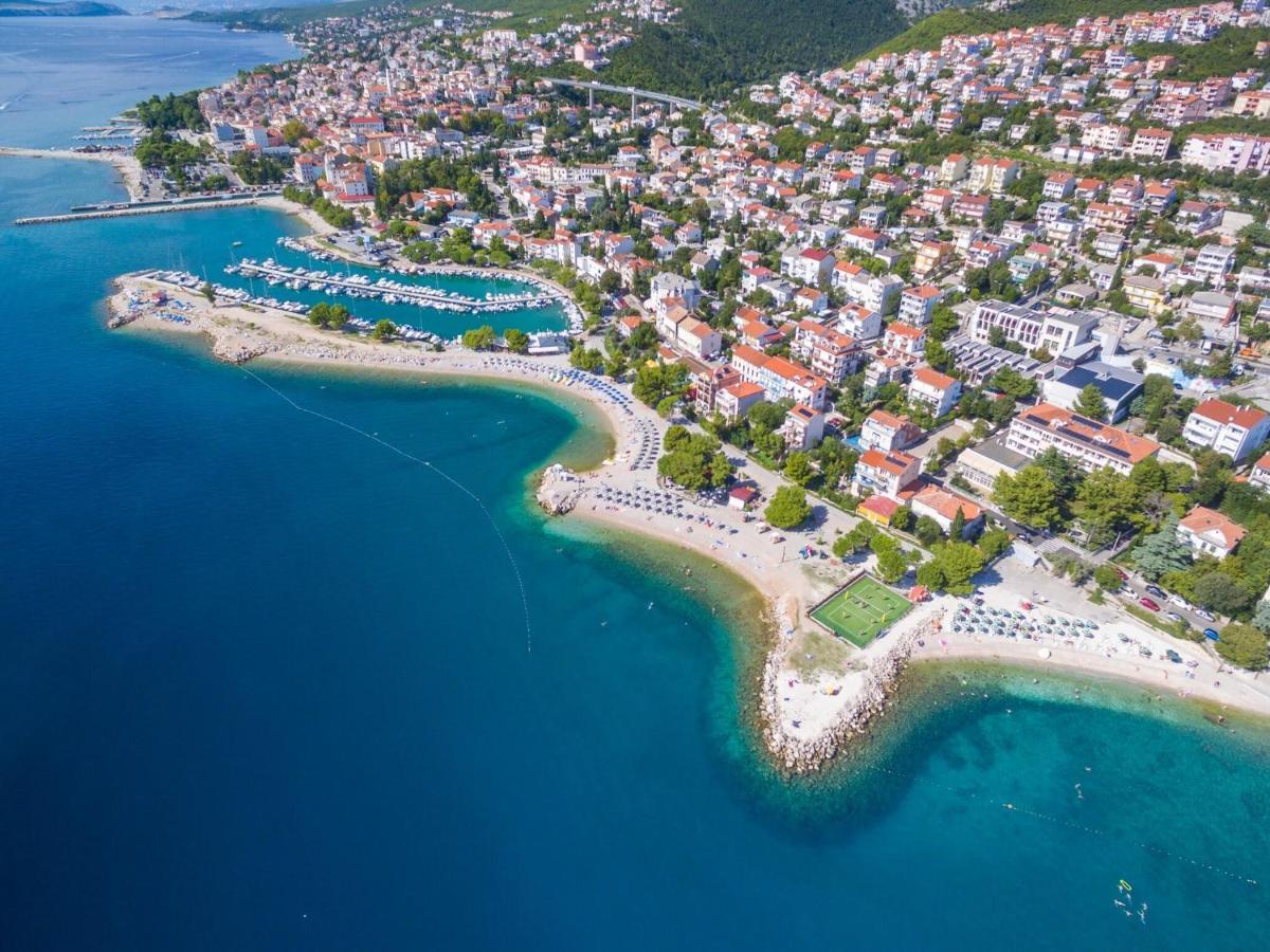 Apartments Hana Crikvenica Eksteriør billede